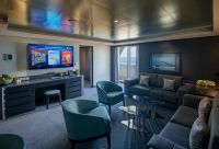 Yacht Club Royal Suite