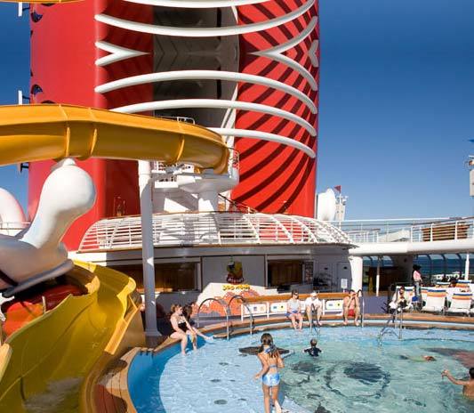 piscina mickey