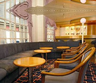 club piano bar blue riband