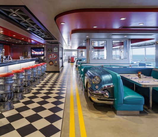 norwegian encore comida estadounidense