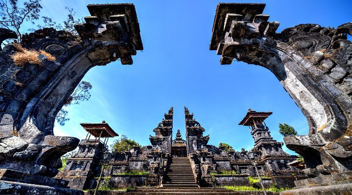Visitando Bali (Indonesia), Bali (Indonesia), Celukan Bawang (Bali/Indonesia), Port Klang (Malasia), Penang (Malasia), Langkawi (Malasia), Phuket (Tailandia), Phuket (Tailandia) y Singapur