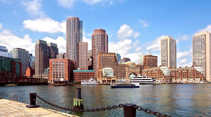 Visitando Boston (Massachusetts), Halifax (Canadá), Kings Wharf (Bermudas), Kings Wharf (Bermudas) y Boston (Massachusetts)