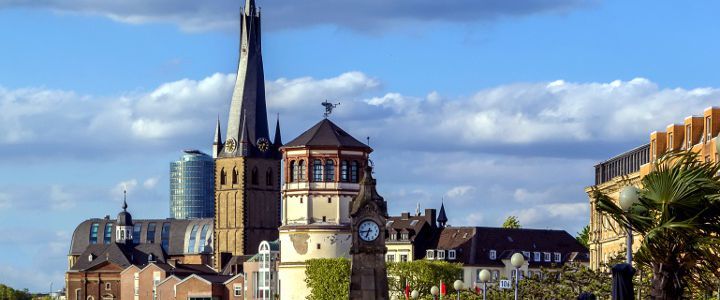 Visitando Düsseldorf (Alemania), Coblenza (Alemania), Rudesheim (Alemania), Colonia (Alemania) y Düsseldorf (Alemania)