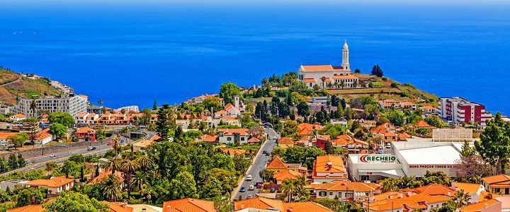 Visitando Funchal (Madeira), Ponta Delgada (Azores), Ponta Delgada (Azores), Boston (Massachusetts), Boston (Massachusetts), Nueva York (Estados Unidos) y Miami (Florida/EEUU)