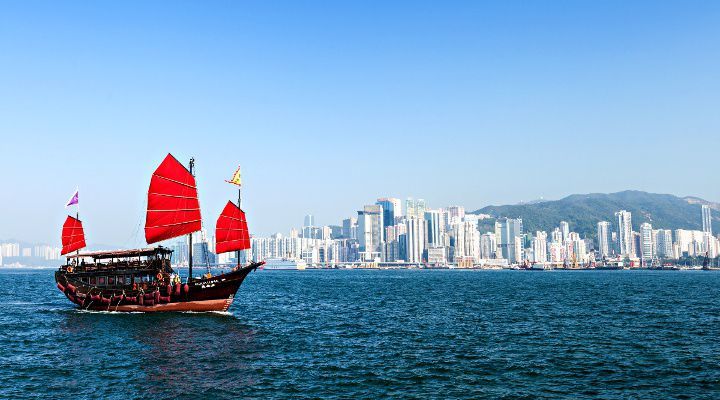 Visitando Hong Kong (China), Okinawa (Japón), Ishigaki (Japón) y Hong Kong (China)