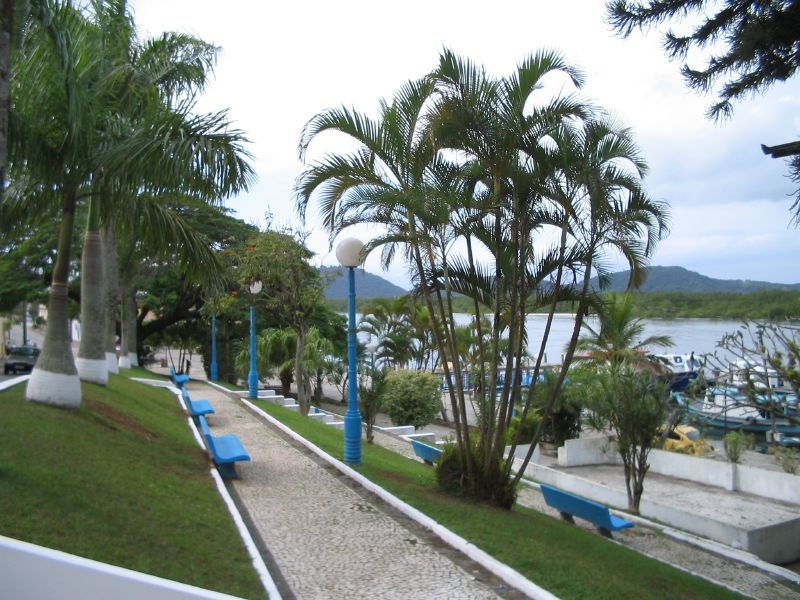 Visitando Paranaguá (Brasil), Itajaí (Brasil), Ilhabela (Brasil), Río de Janeiro (Brasil), Buzios (Brasil), Isla Grande (Brasil) y Paranaguá (Brasil)