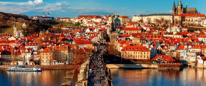 Visitando Praga (República Checa), Praga (República Checa), Melnik (República Checa), Dresde (Alemania) y Praga (República Checa)