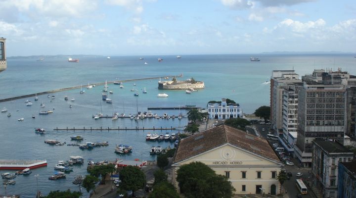 Visitando Salvador de Bahía (Brasil), Río de Janeiro (Brasil) y Santos (Brasil)
