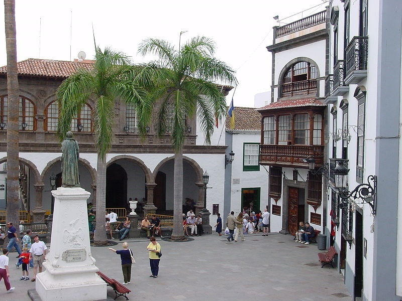 Visitando Santa Cruz de la Palma (España), Santa Cruz de Tenerife (España), Fuerteventura (Canarias/España), Funchal (Madeira), Arrecife (Lanzarote/España), Las Palmas de Gran Canaria (España) y Santa Cruz de la Palma (España)