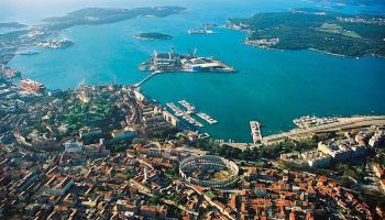 Visitando Beach and Pula (Croacia)