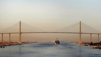 Visitando Canal Suez