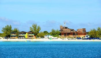 Visitando Isla Pequeña (San Salvador/Bahamas)