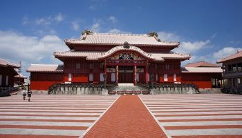 Visitando Naha (Japón)