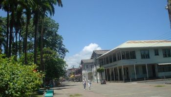 Visitando Puerto Limón (Costa Rica)