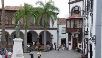 Visitando Santa Cruz de la Palma (España)
