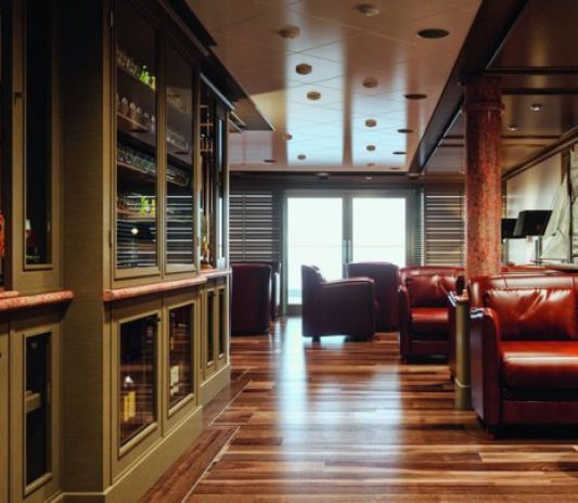 connoisseur silvermuse