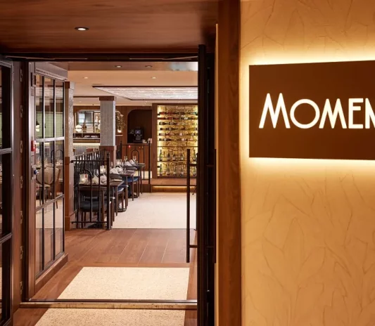 restaurante moments 